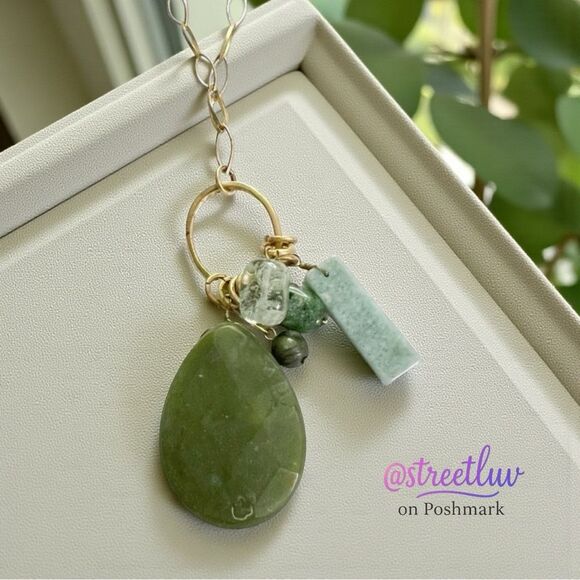 Stella & Dot Green Stones Pendant Charm Necklace - Picture 3 of 8